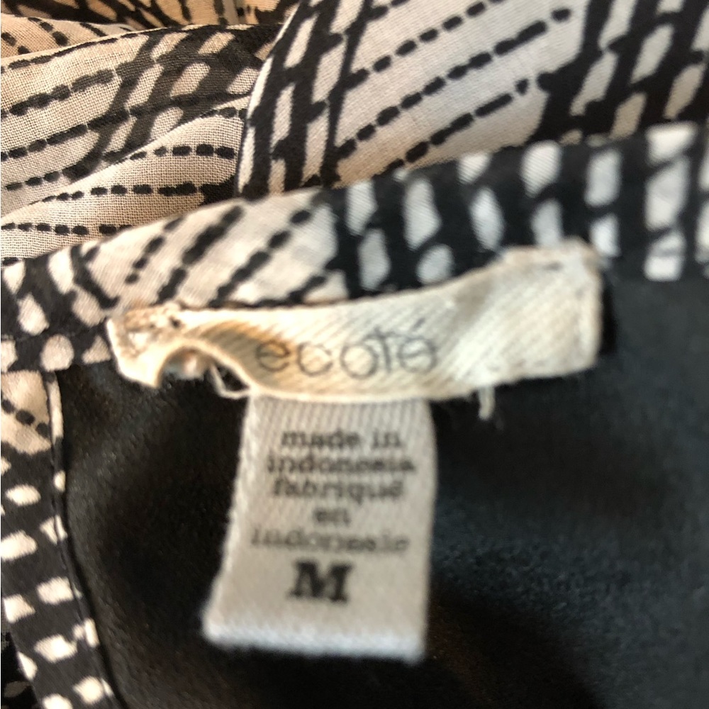 Ecote’ Handkerchief Hem Sleeveless Dress Medium - Picture 5 of 7